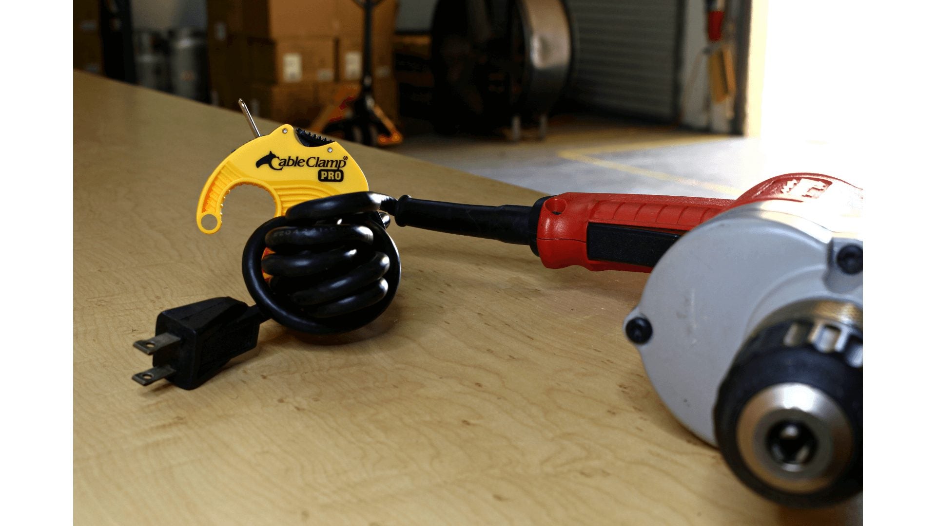 Cable Clamp® PRO Medium Gul/sort - Cableclamp.no